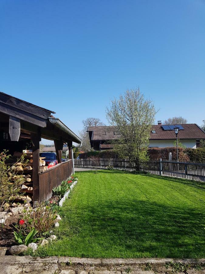Ferienwohnung Seibert Inkl Chiemgaukarte Bergen  Buitenkant foto